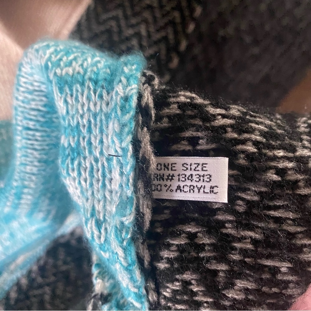 BellanBlue Wrap Shrug - Picture 3 of 3